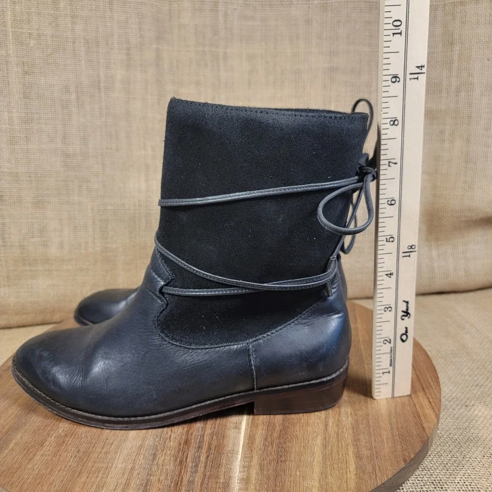Anthropologie Latigo Ankle Boots Black Leather Suede Lace Up Accent Women Size 8